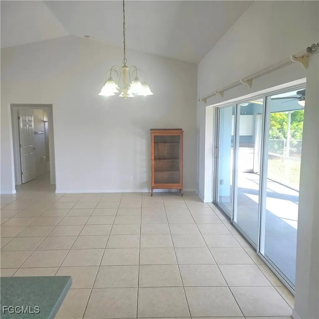 3315 SW 8th Court Cape Coral FL 33914