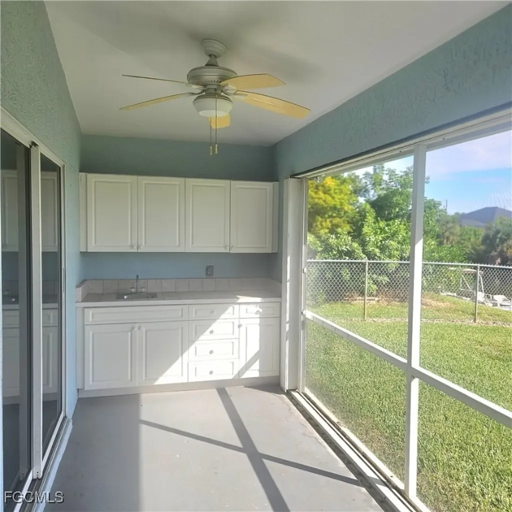 3315 SW 8th Court Cape Coral FL 33914