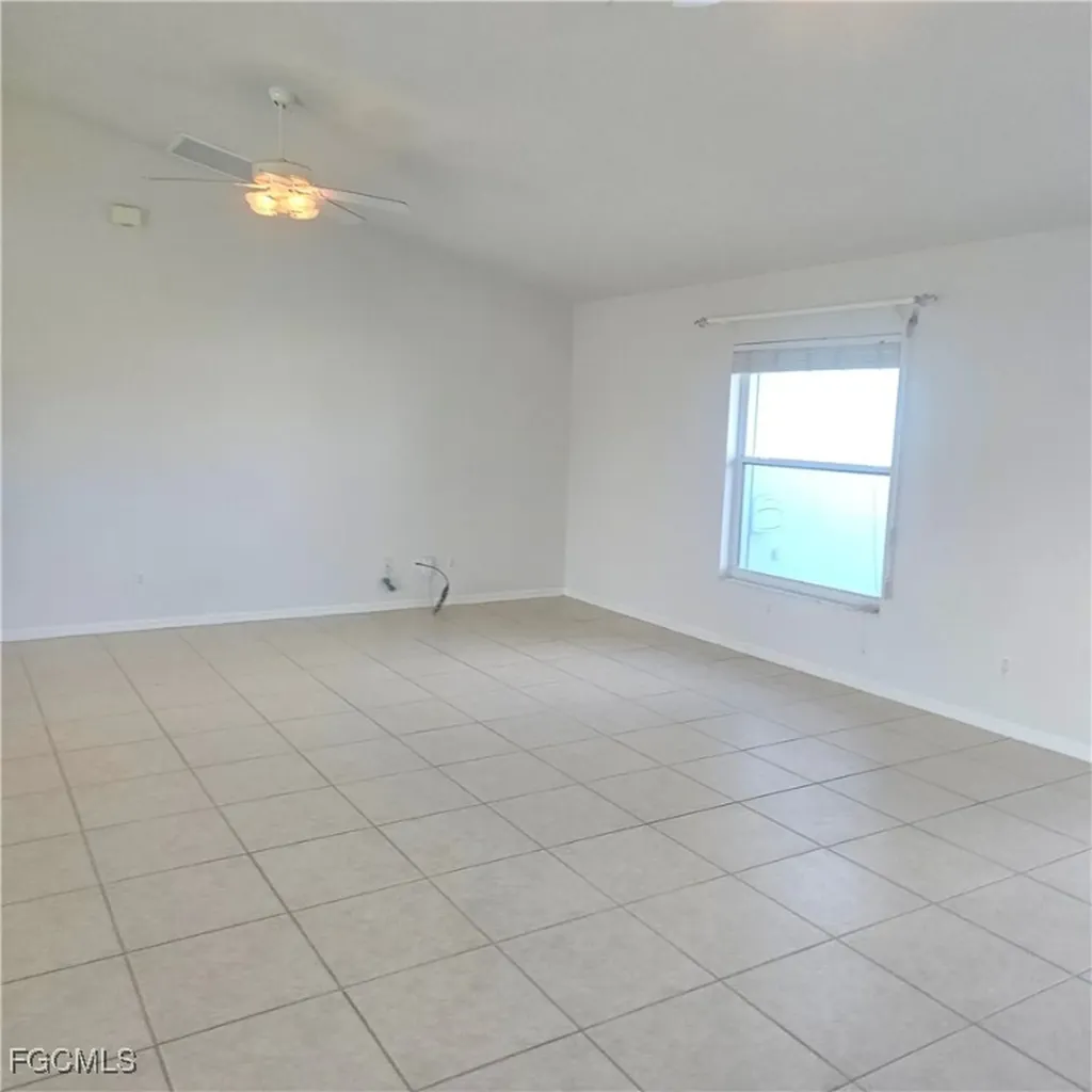 3315 SW 8th Court Cape Coral FL 33914