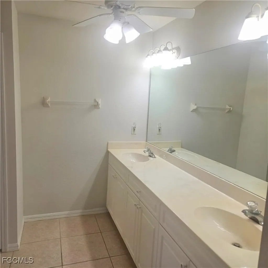 3315 SW 8th Court Cape Coral FL 33914