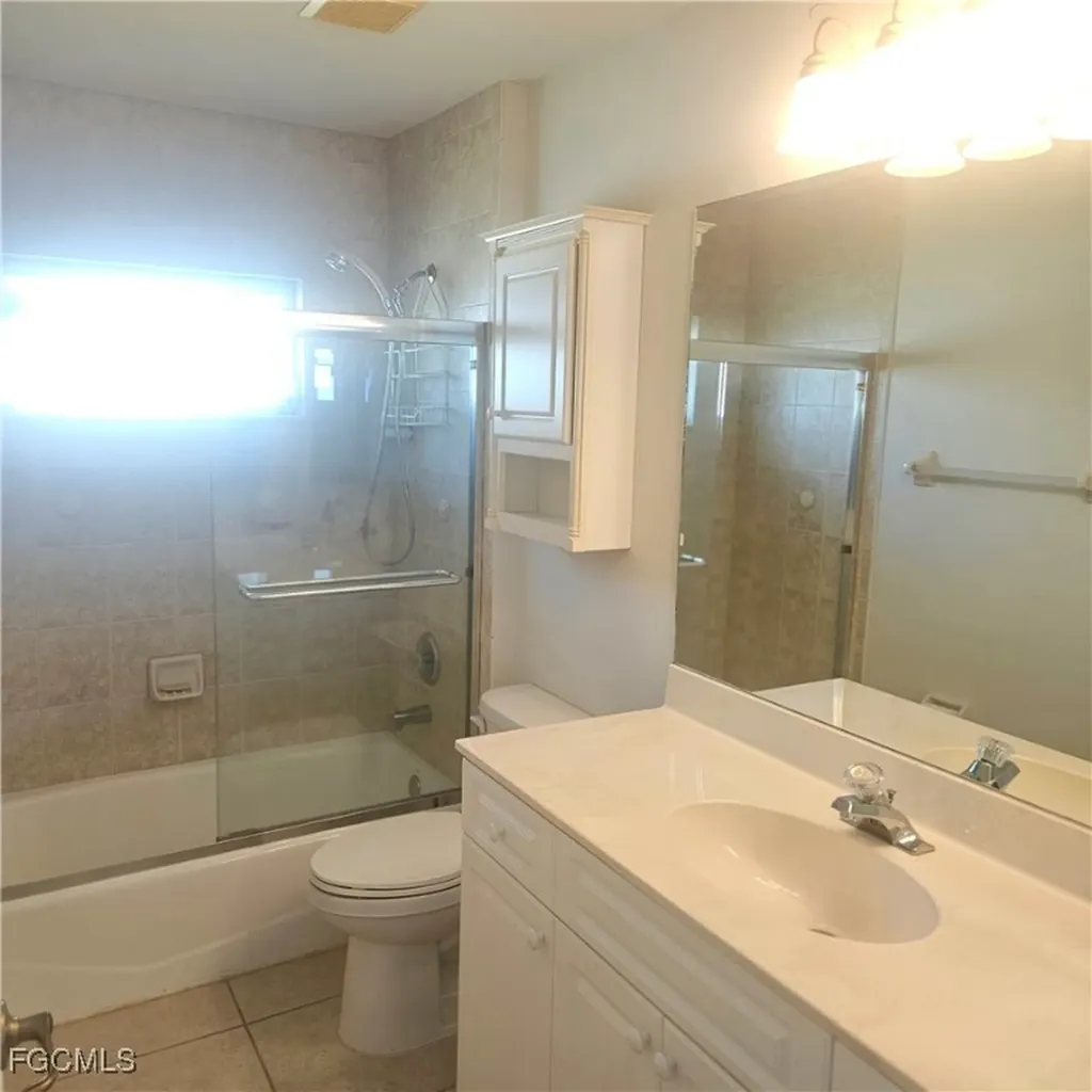 3315 SW 8th Court Cape Coral FL 33914