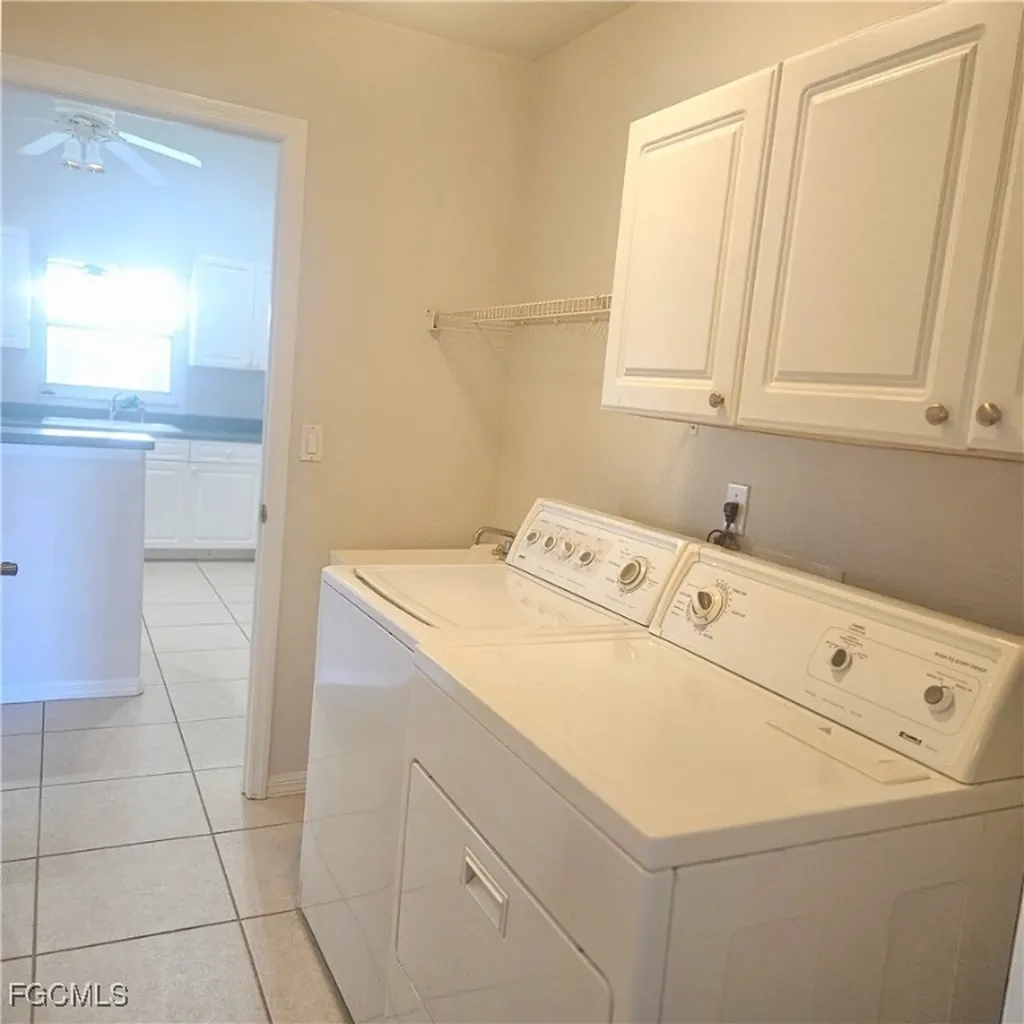 3315 SW 8th Court Cape Coral FL 33914