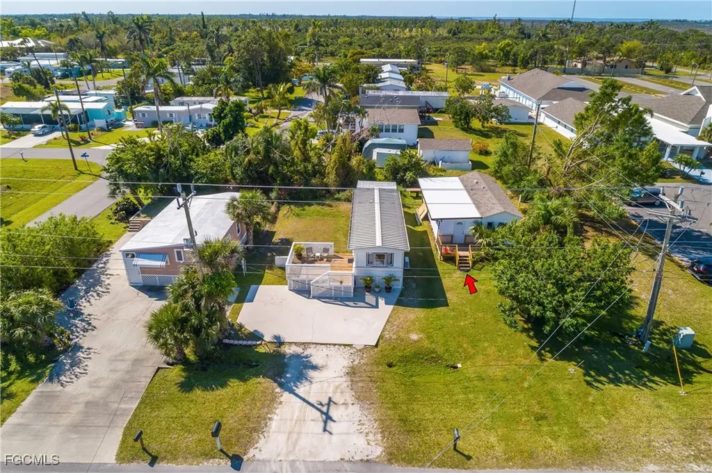 5675 Pine Island Road NW Bokeelia FL 33922