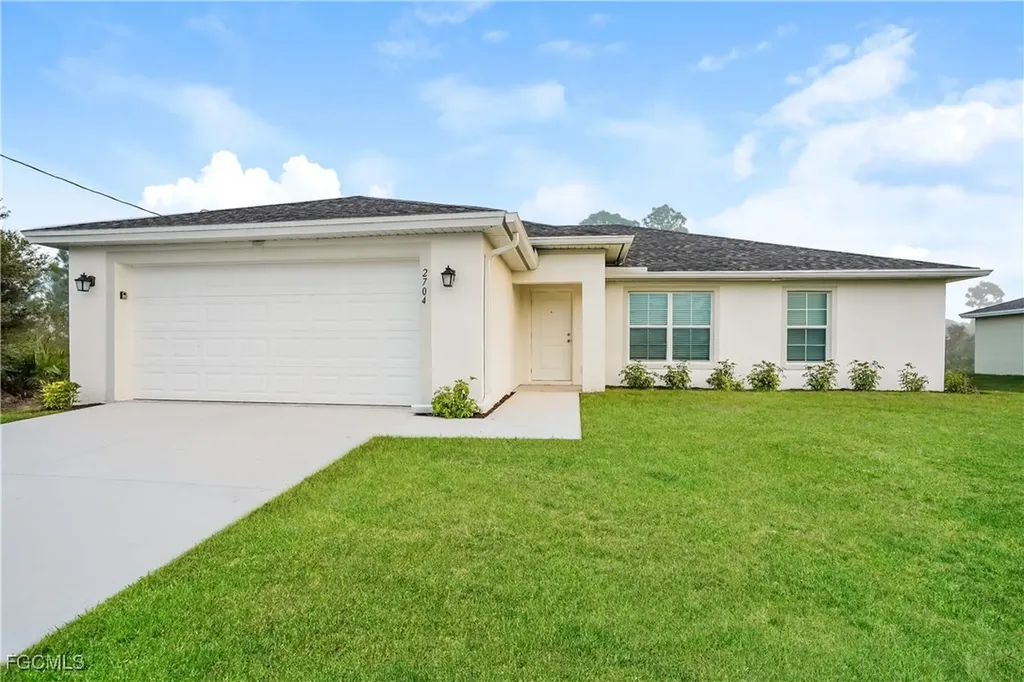 2704 23rd Street W Lehigh Acres FL 33971