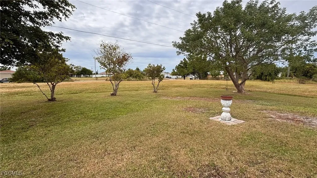 2426 NE 23rd Avenue Cape Coral FL 33909