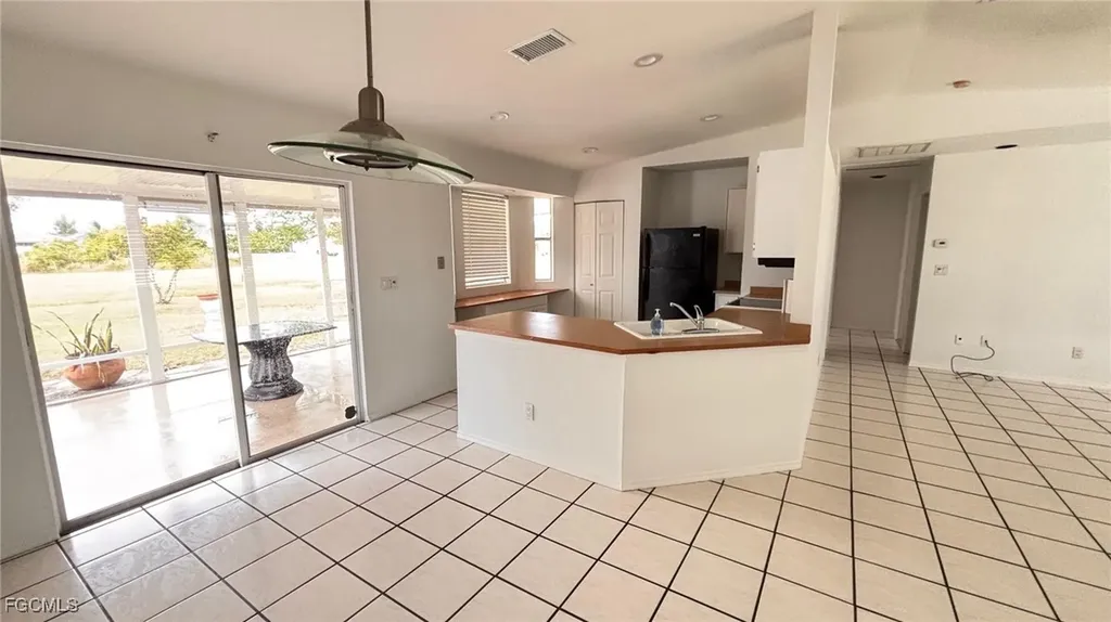 2426 NE 23rd Avenue Cape Coral FL 33909