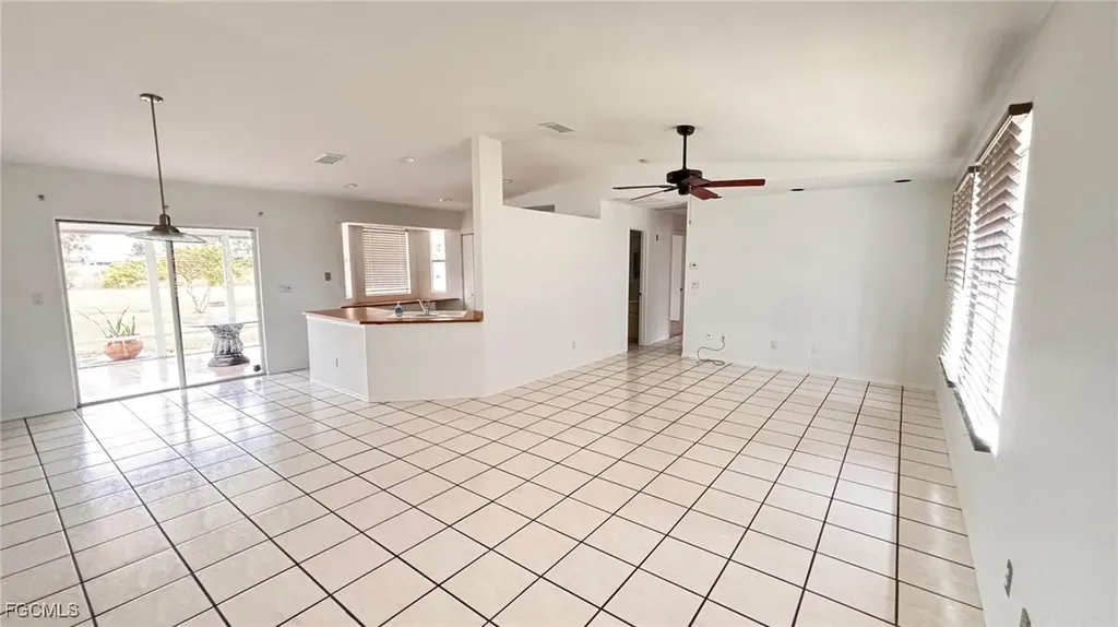 2426 NE 23rd Avenue Cape Coral FL 33909