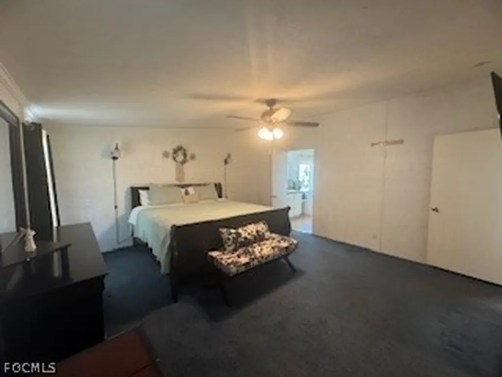 1086 Pine Avenue Moore Haven FL 33471