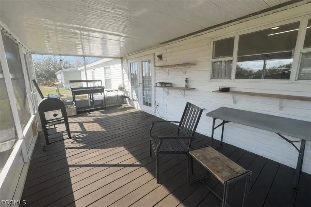 1086 Pine Avenue Moore Haven FL 33471