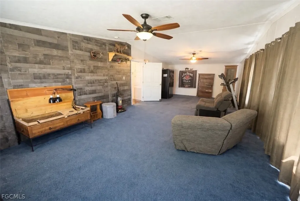 1086 Pine Avenue Moore Haven FL 33471