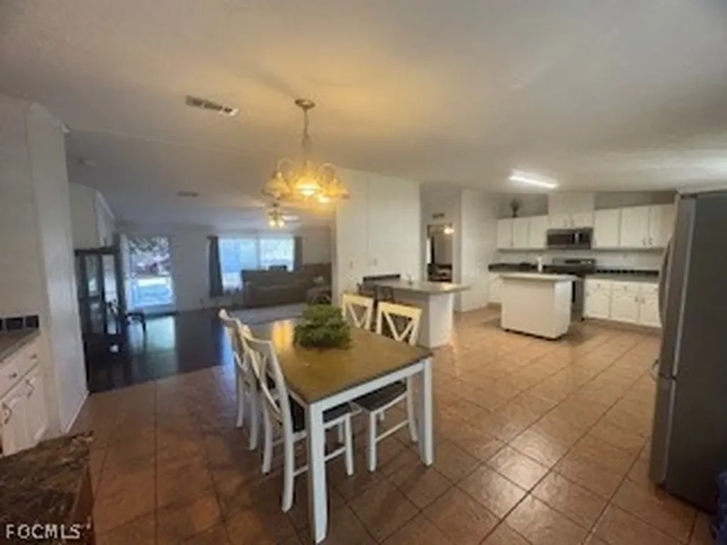 1086 Pine Avenue Moore Haven FL 33471