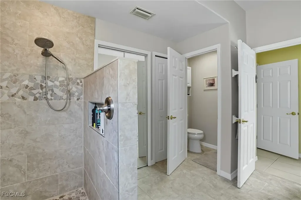 9104 Shadow Glen Way Fort Myers FL 33913