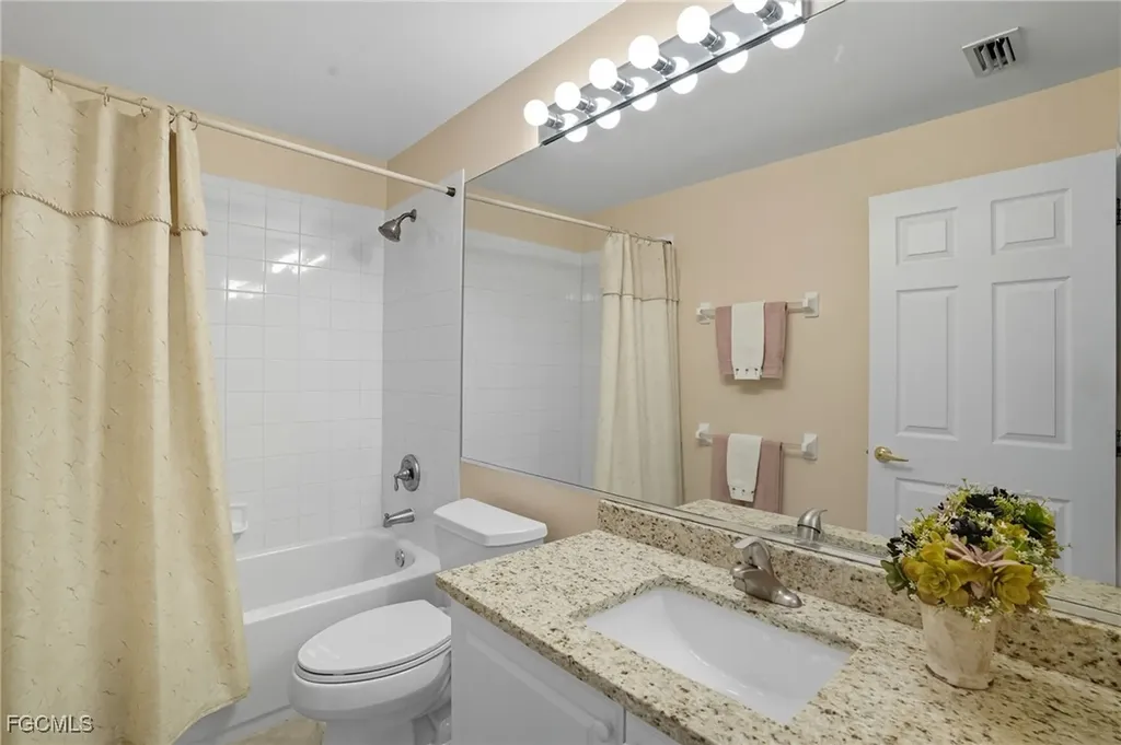 9104 Shadow Glen Way Fort Myers FL 33913