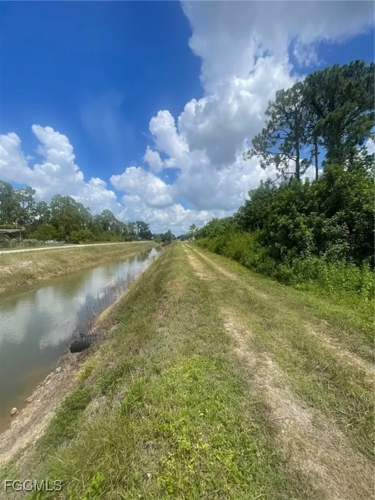 722 Wellington Avenue Lehigh Acres FL 33972