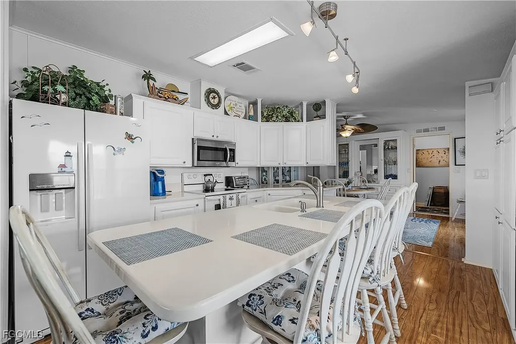 3057 Sloop Lane St. James City FL 33956