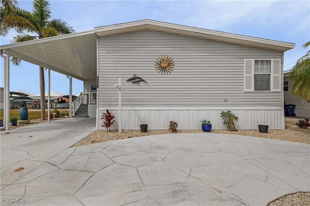 3057 Sloop Lane St. James City FL 33956