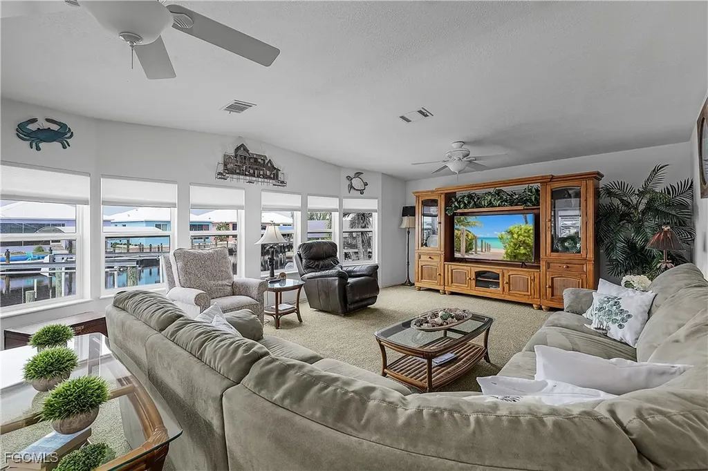 3057 Sloop Lane St. James City FL 33956