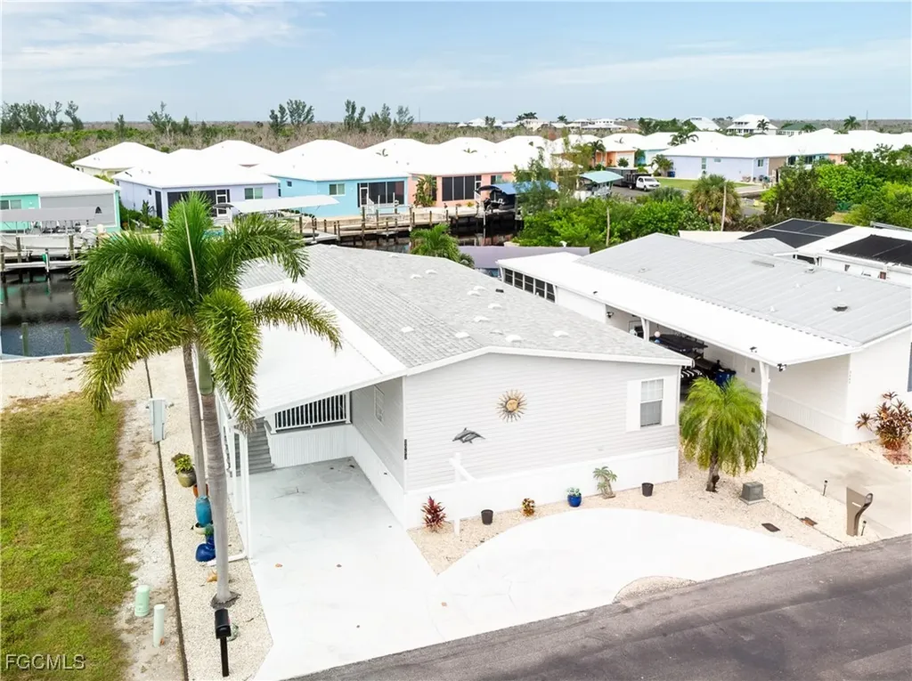 3057 Sloop Lane St. James City FL 33956