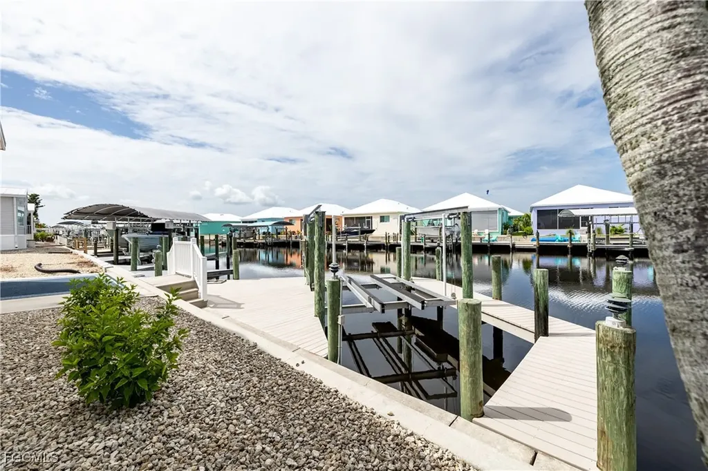 3057 Sloop Lane St. James City FL 33956