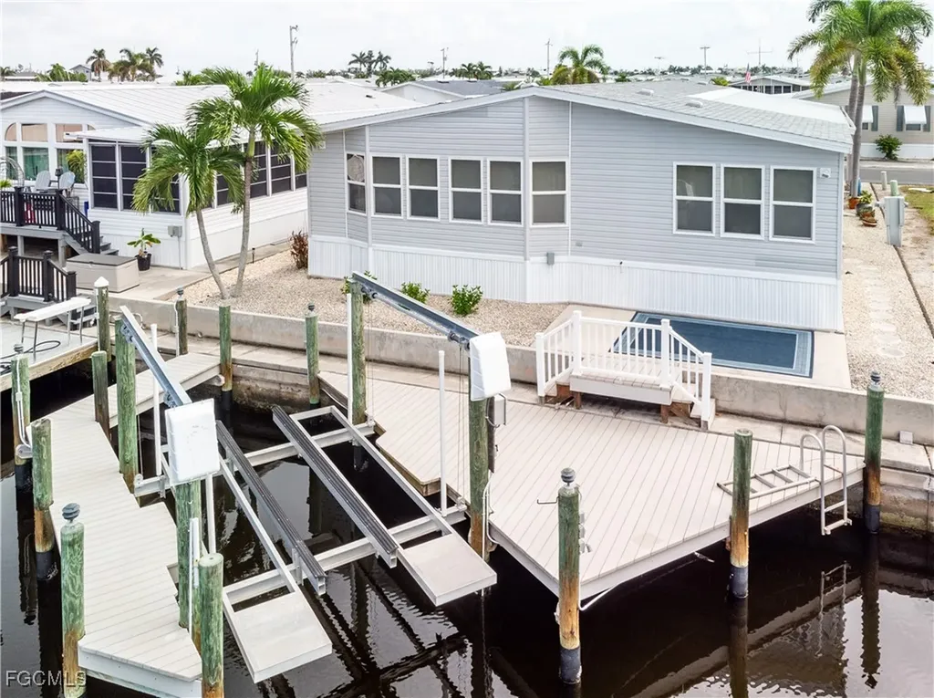 3057 Sloop Lane St. James City FL 33956