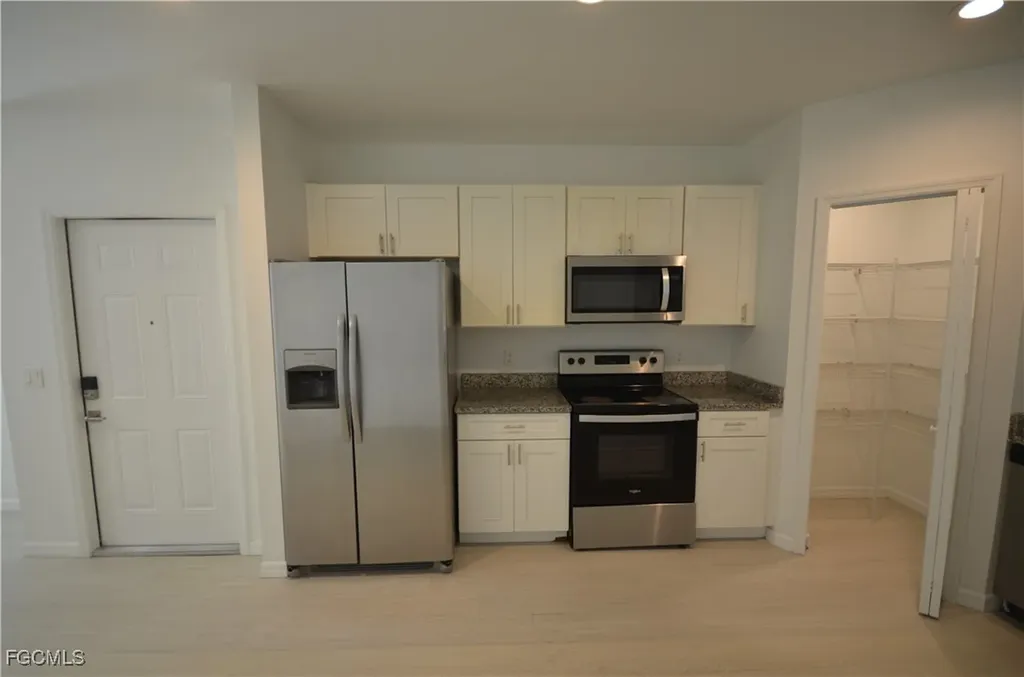 3306 Bassie Court Fort Myers FL 33916