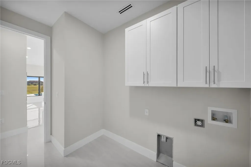 2021 NW 41st Avenue Cape Coral FL 33993