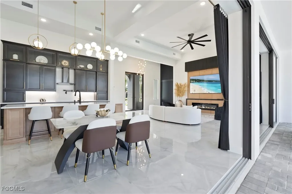 4218 SW 17th Avenue Cape Coral FL 33914