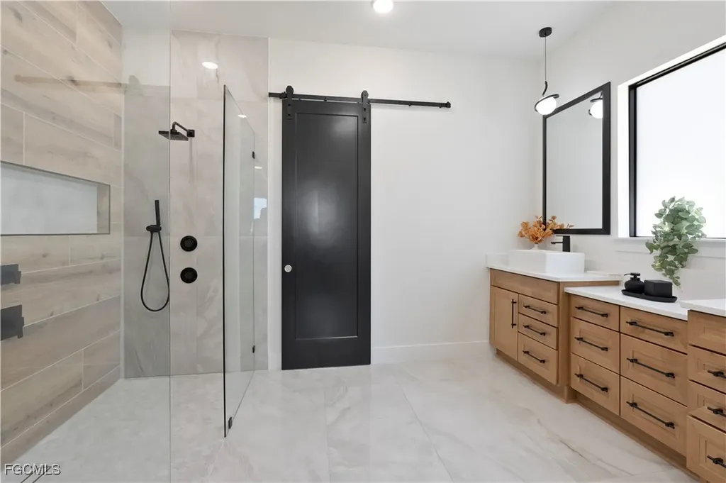 4218 SW 17th Avenue Cape Coral FL 33914