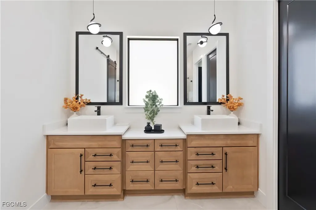 4218 SW 17th Avenue Cape Coral FL 33914