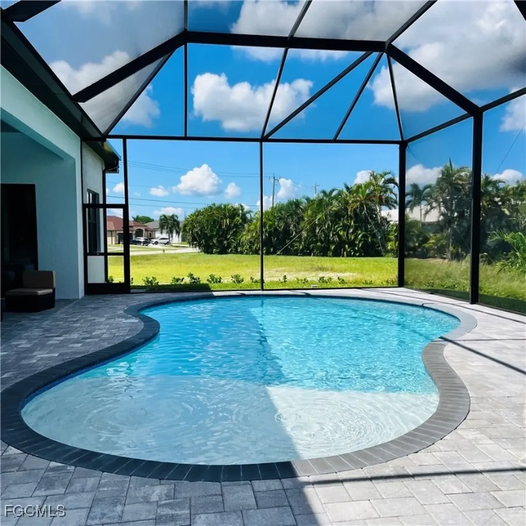 4218 SW 17th Avenue Cape Coral FL 33914