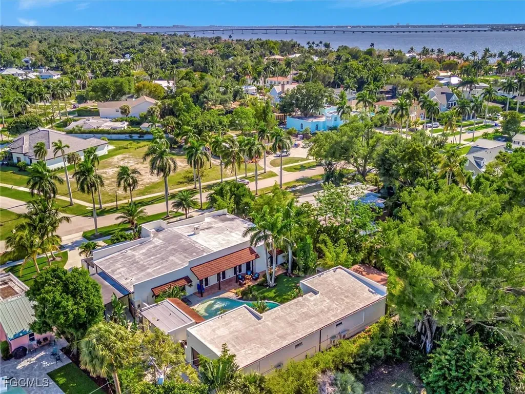 1291 Caloosa Drive Fort Myers FL 33901