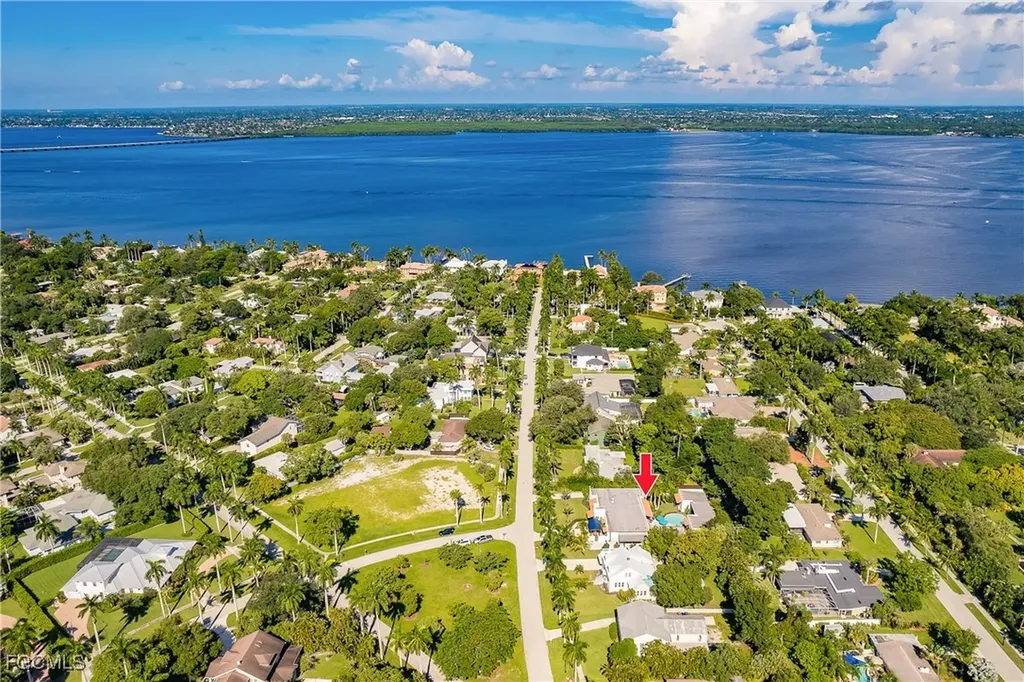 1291 Caloosa Drive Fort Myers FL 33901