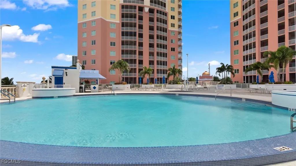 2743 1st Street Fort Myers FL 33916