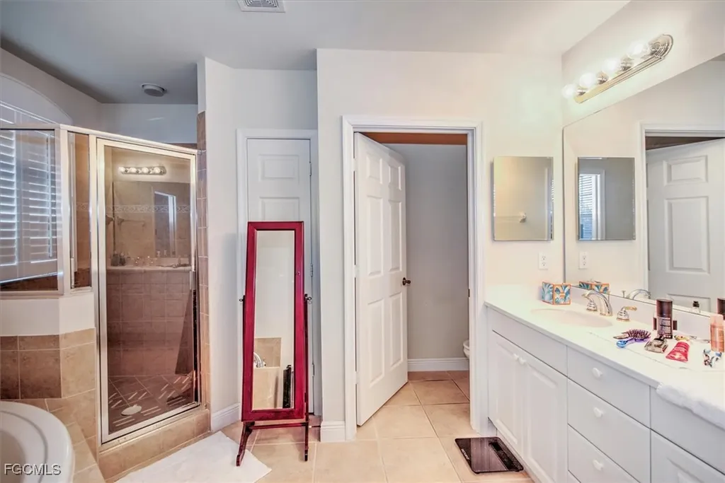 13902 Bently Circle Fort Myers FL 33912