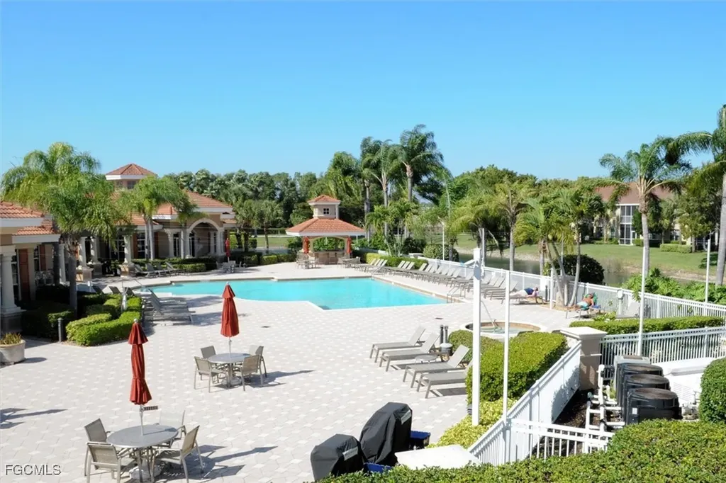 13902 Bently Circle Fort Myers FL 33912