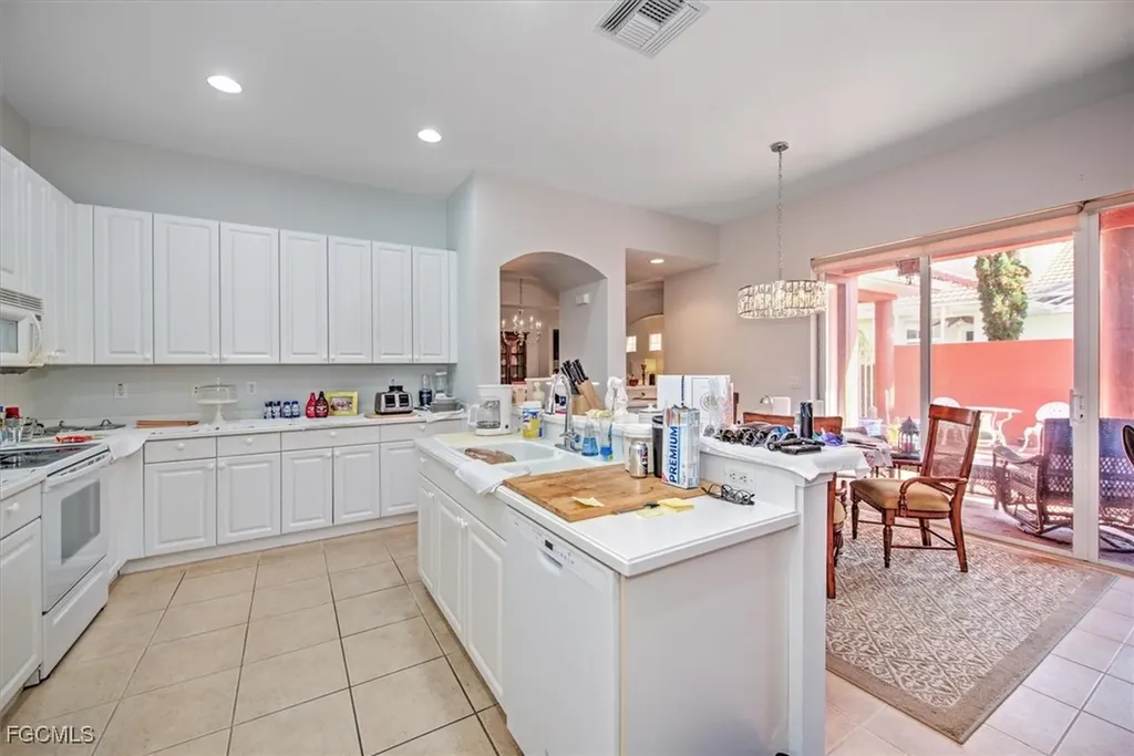 13902 Bently Circle Fort Myers FL 33912