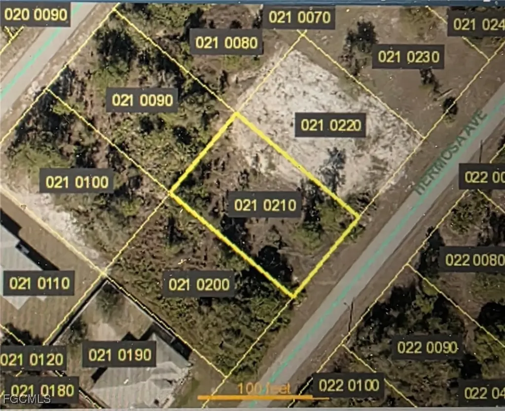 352 Hermosa Avenue Lehigh Acres FL 33974