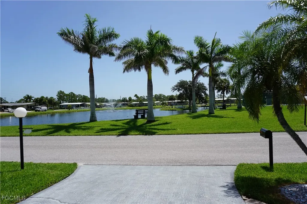 106 Martinique Road North Port FL 34287