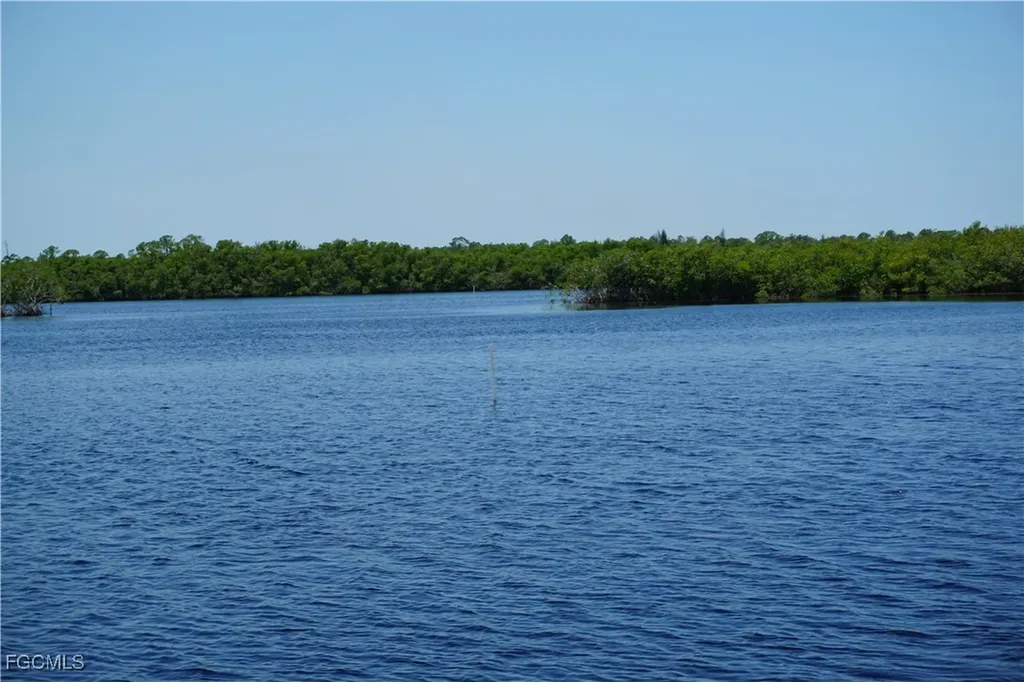 106 Martinique Road North Port FL 34287