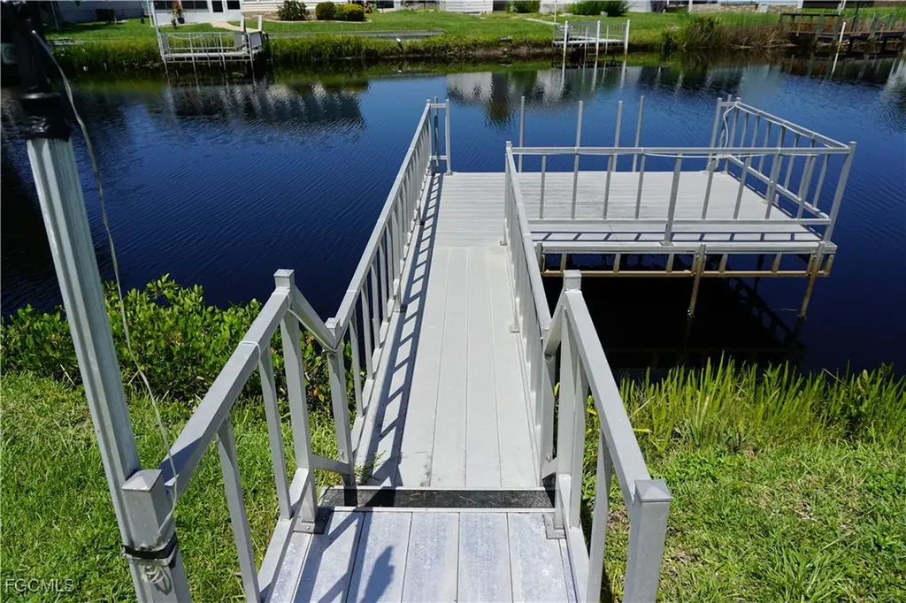 106 Martinique Road North Port FL 34287