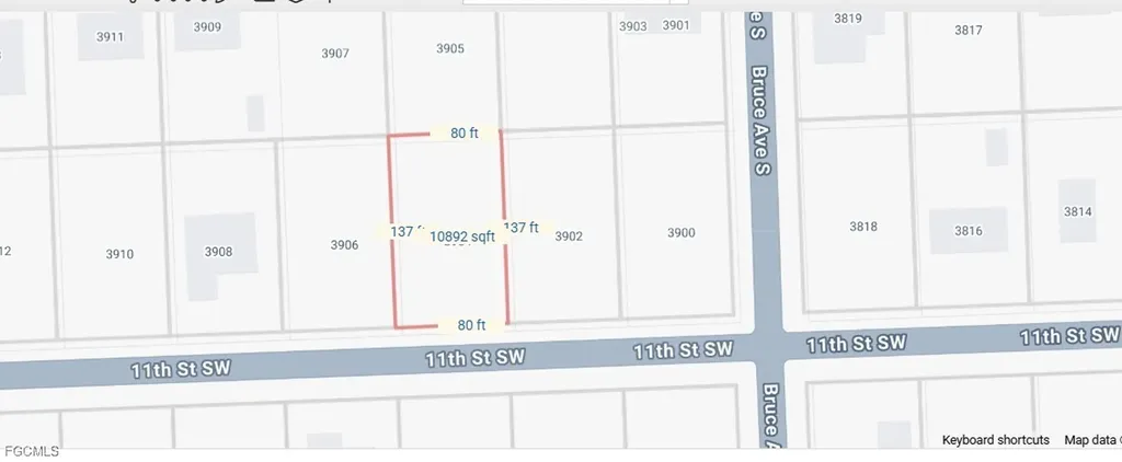 3904 11th Street SW Lehigh Acres FL 33971