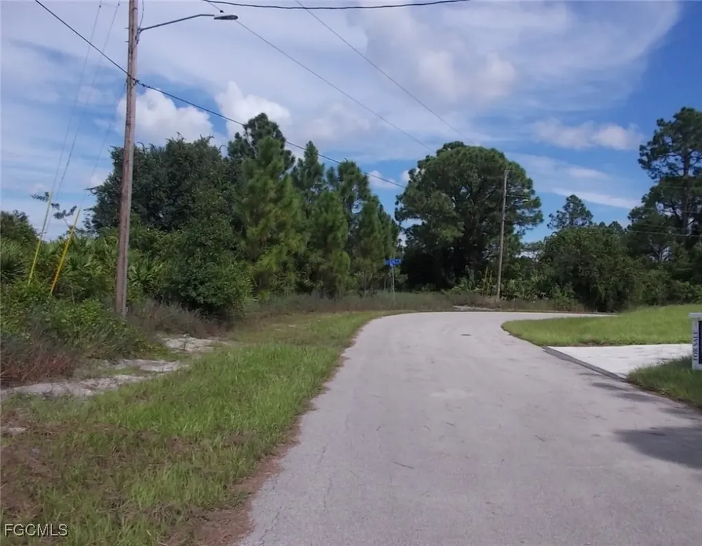 506 Wabasso Avenue S Lehigh Acres FL 33974