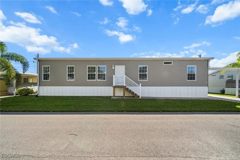 24 Red Poinciana Drive Fort Myers FL 33908