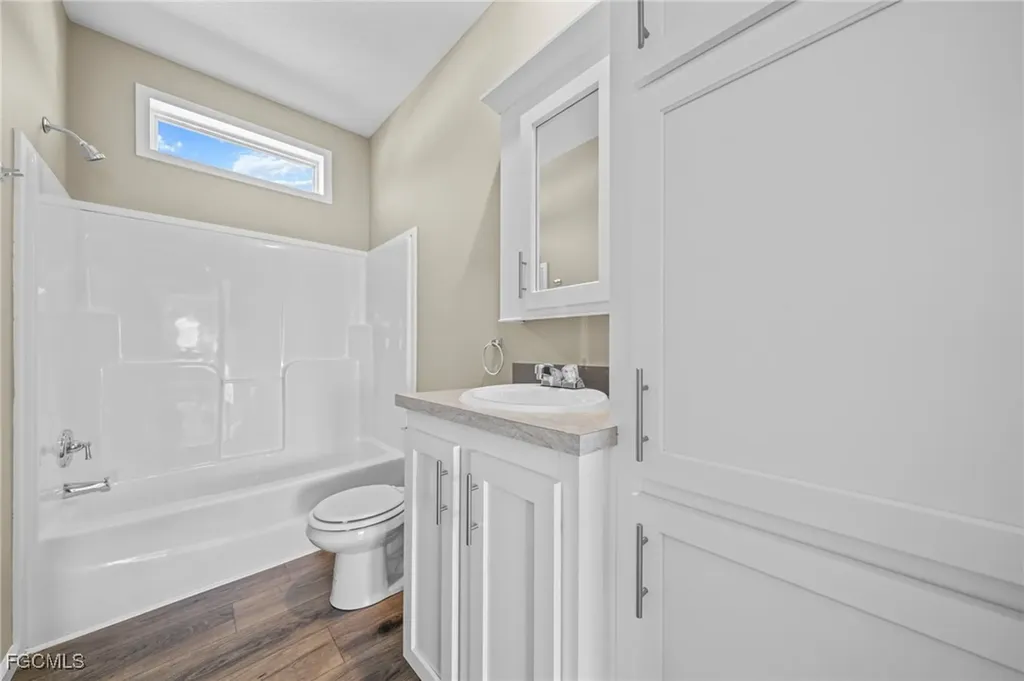 24 Red Poinciana Drive Fort Myers FL 33908