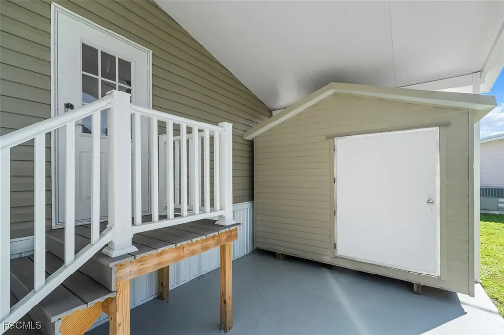 24 Red Poinciana Drive Fort Myers FL 33908