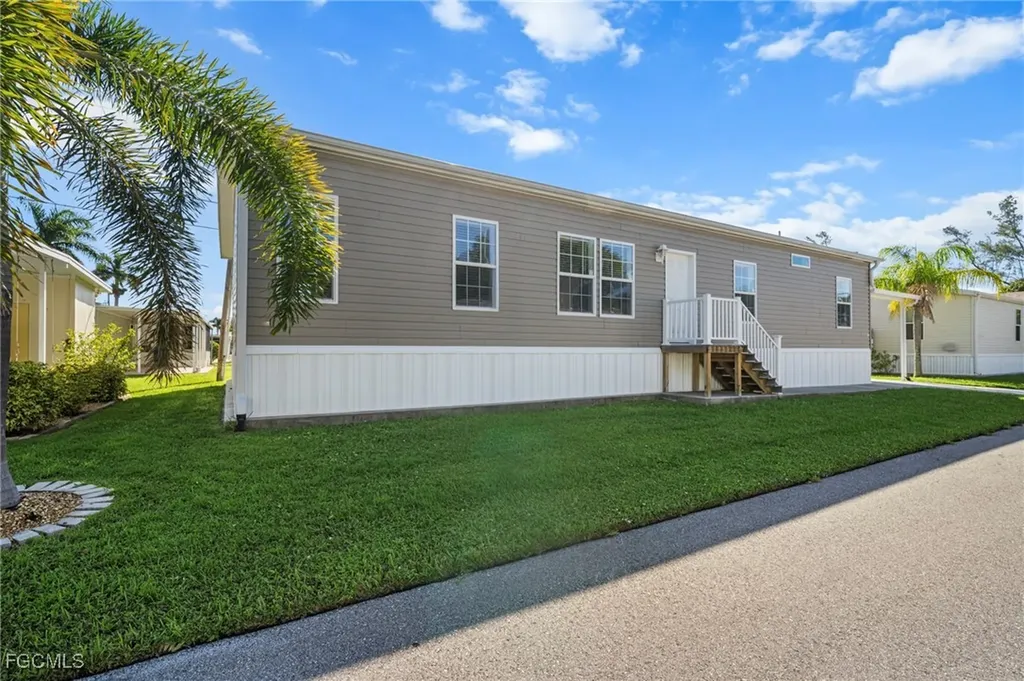 24 Red Poinciana Drive Fort Myers FL 33908