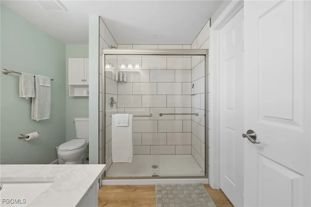 25 W Hampton Drive Fort Myers FL 33908