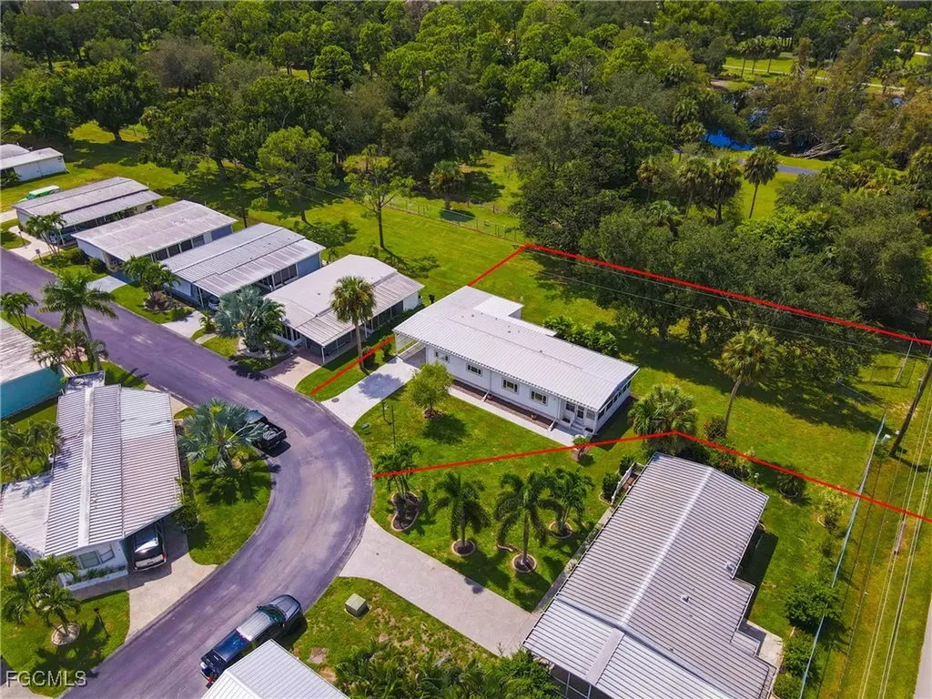 25 W Hampton Drive Fort Myers FL 33908