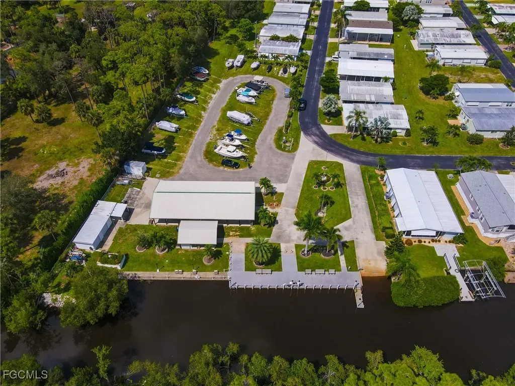 25 W Hampton Drive Fort Myers FL 33908