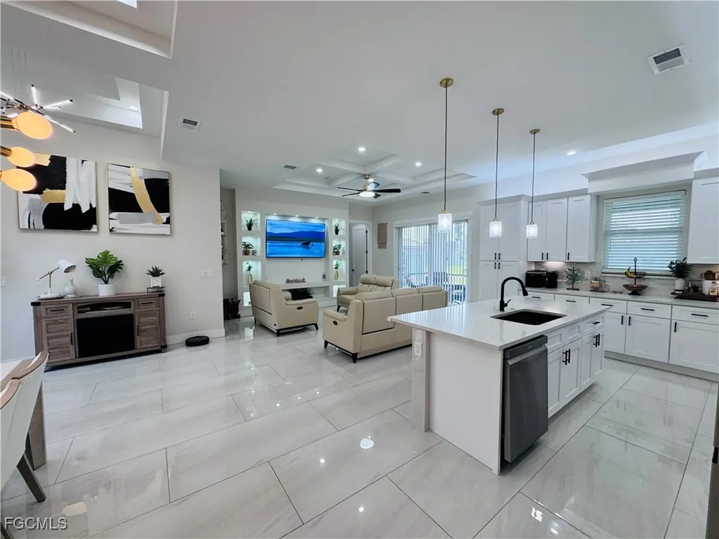 528 Jacaranda Parkway E Cape Coral FL 33909